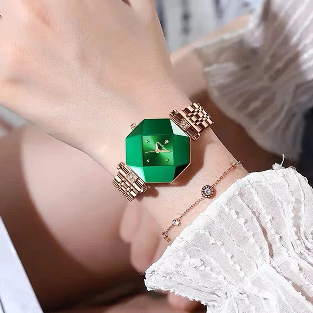 POEDAGAR Luxury Green Diamond Quartz Ladies Waterproof Stainless Stain Watch